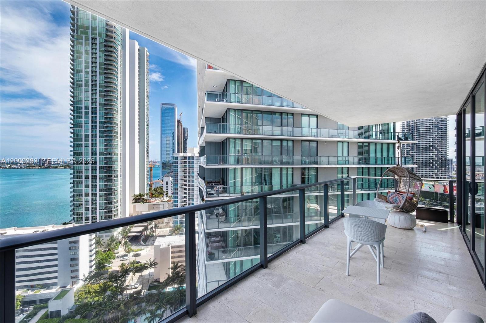 650 NE 32nd St #2101 Miami, FL 33137