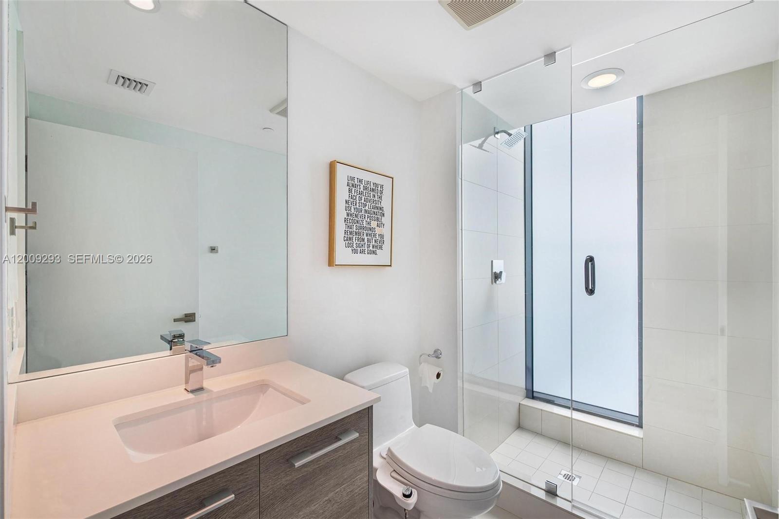 650 NE 32nd St #2101 Miami, FL 33137