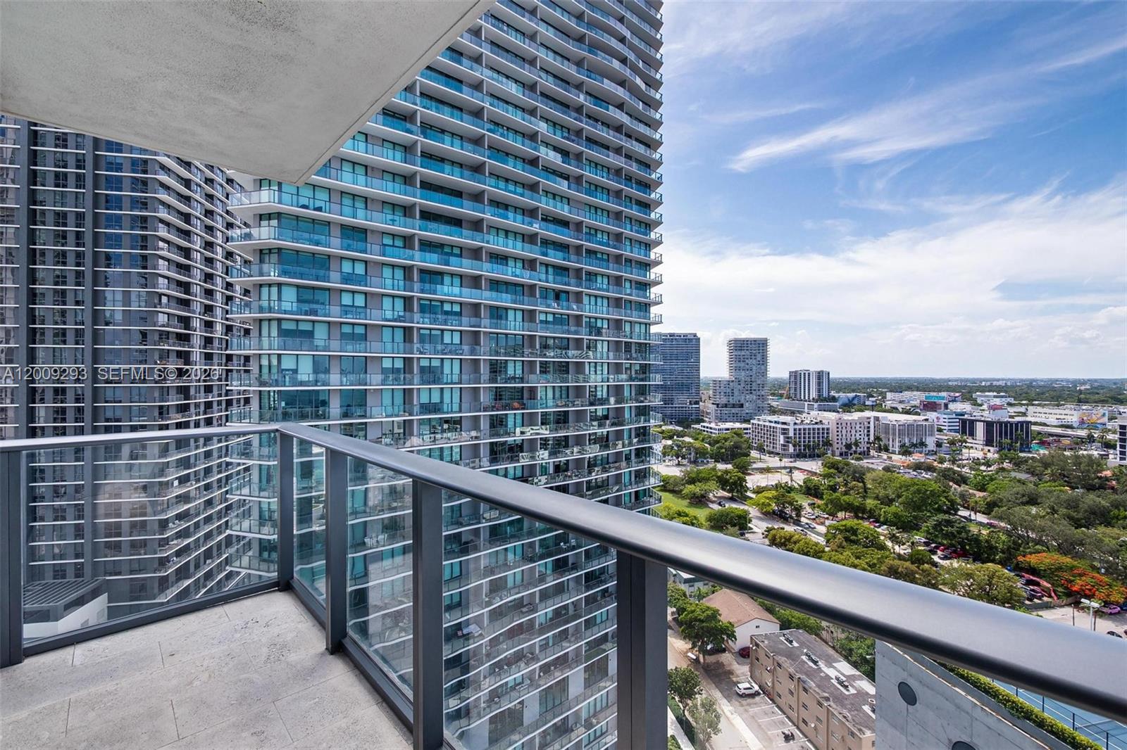 650 NE 32nd St #2101 Miami, FL 33137