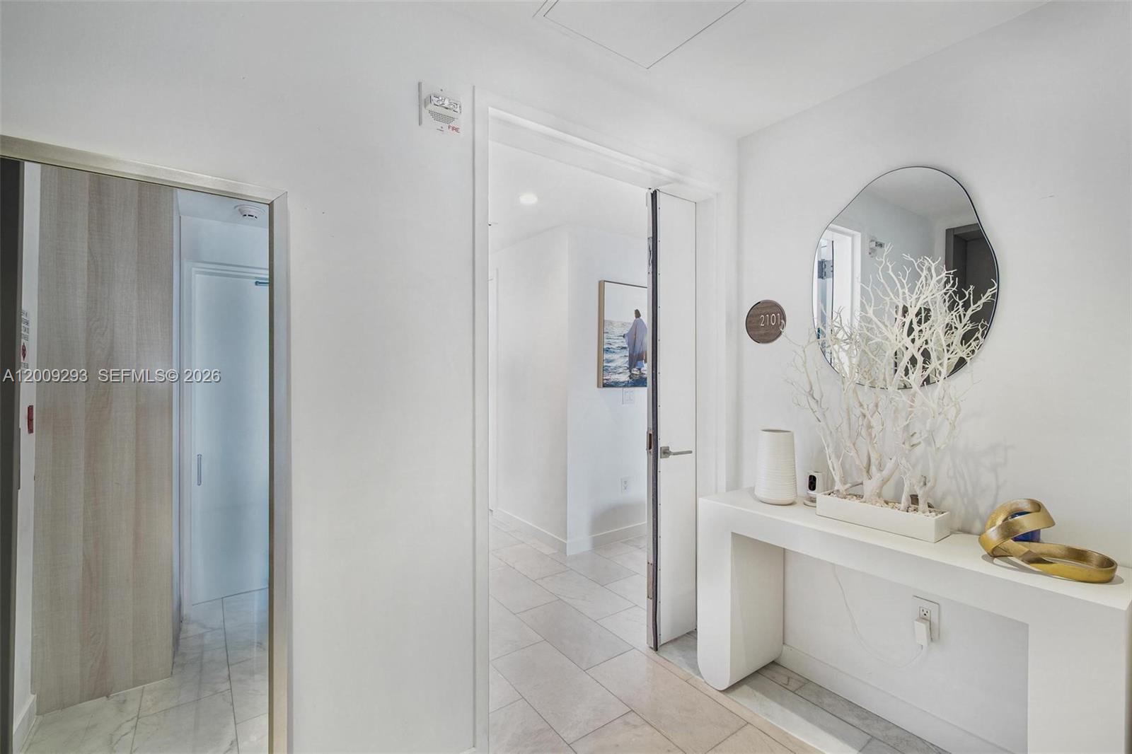 650 NE 32nd St #2101 Miami, FL 33137