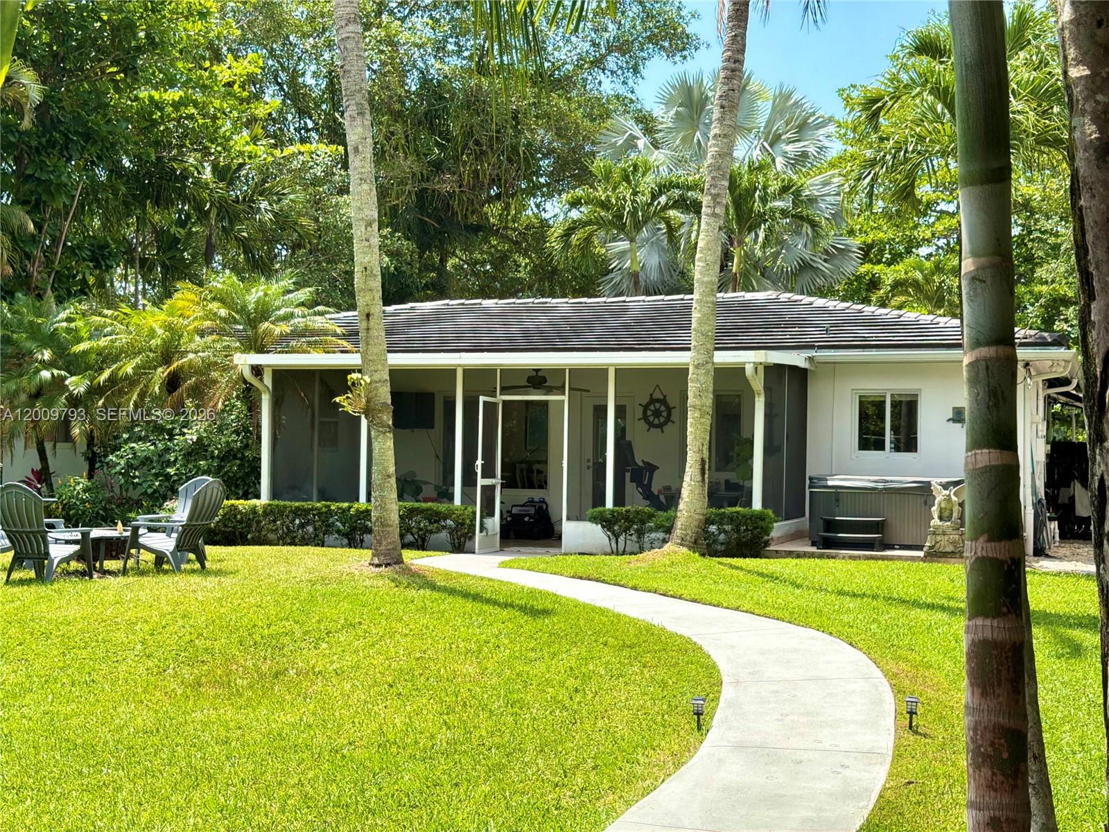 823 NE 107th St Biscayne Park, FL 33161
