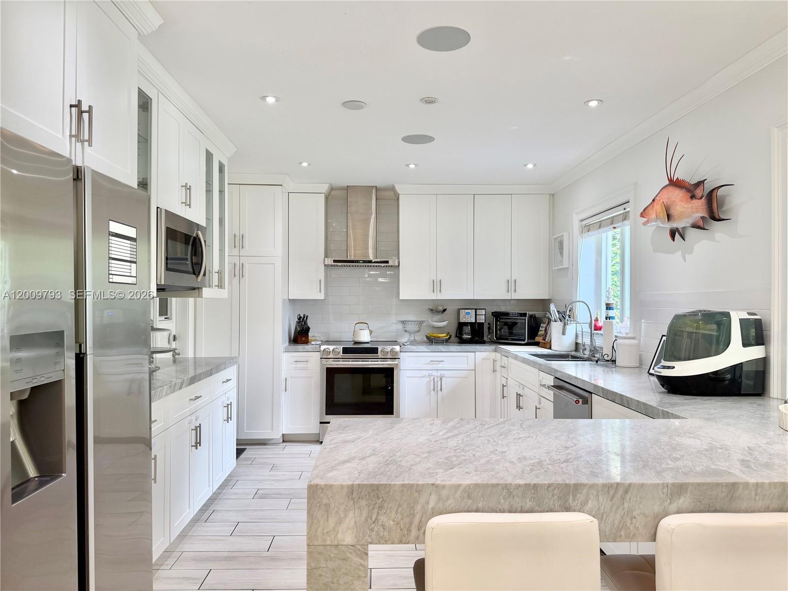 823 NE 107th St Biscayne Park, FL 33161