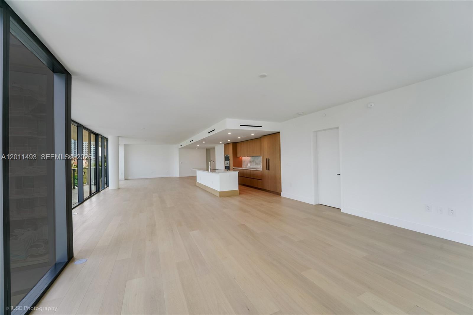 1177 Kane Concourse #405 Bay Harbor Islands, FL 33154