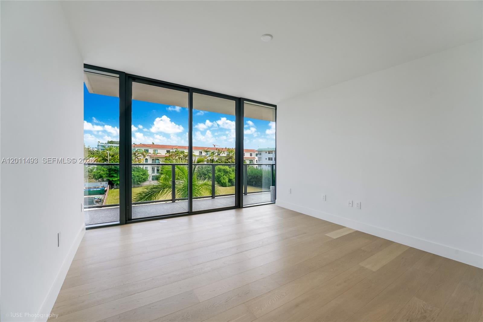 1177 Kane Concourse #405 Bay Harbor Islands, FL 33154