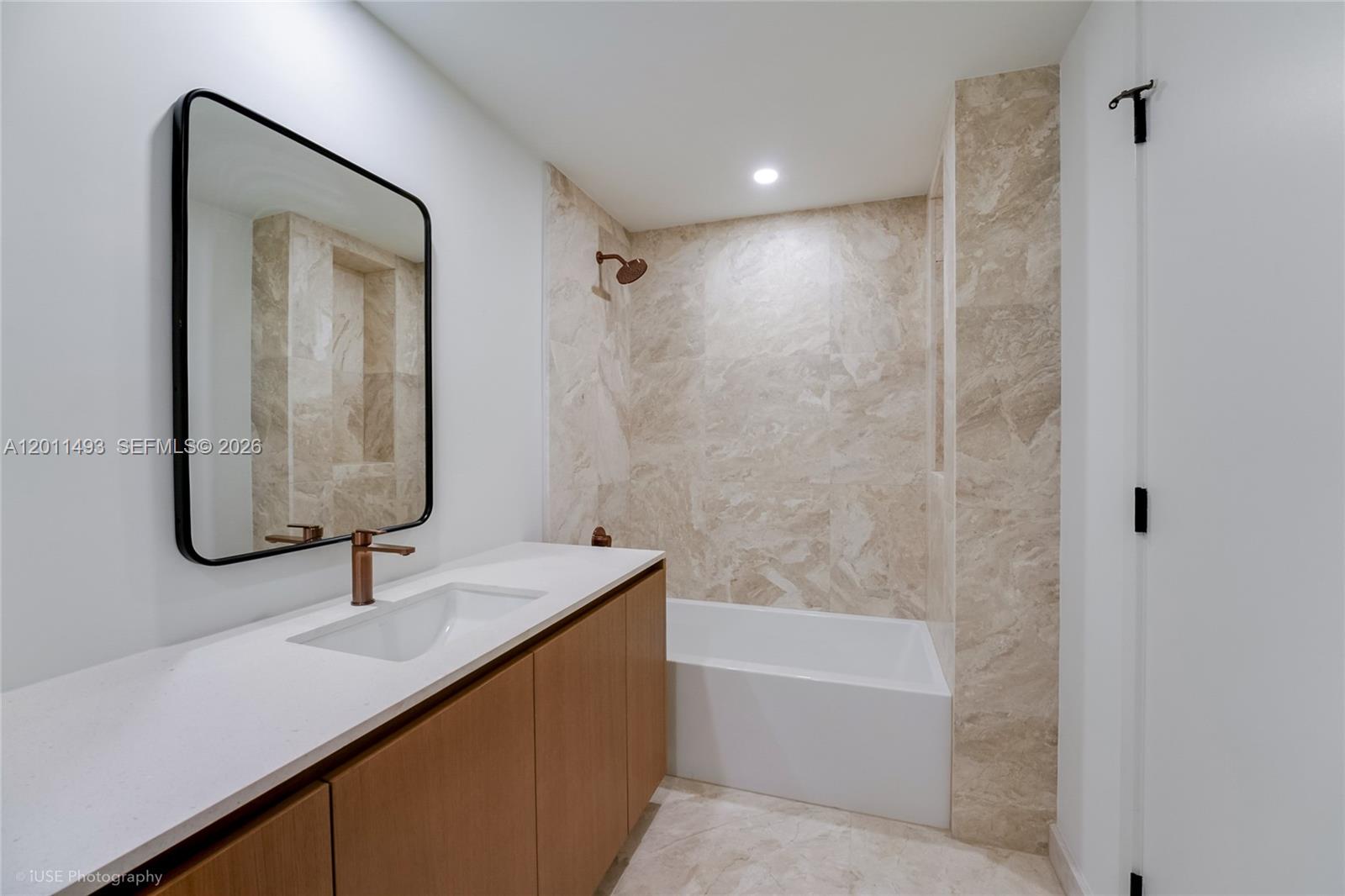 1177 Kane Concourse #405 Bay Harbor Islands, FL 33154