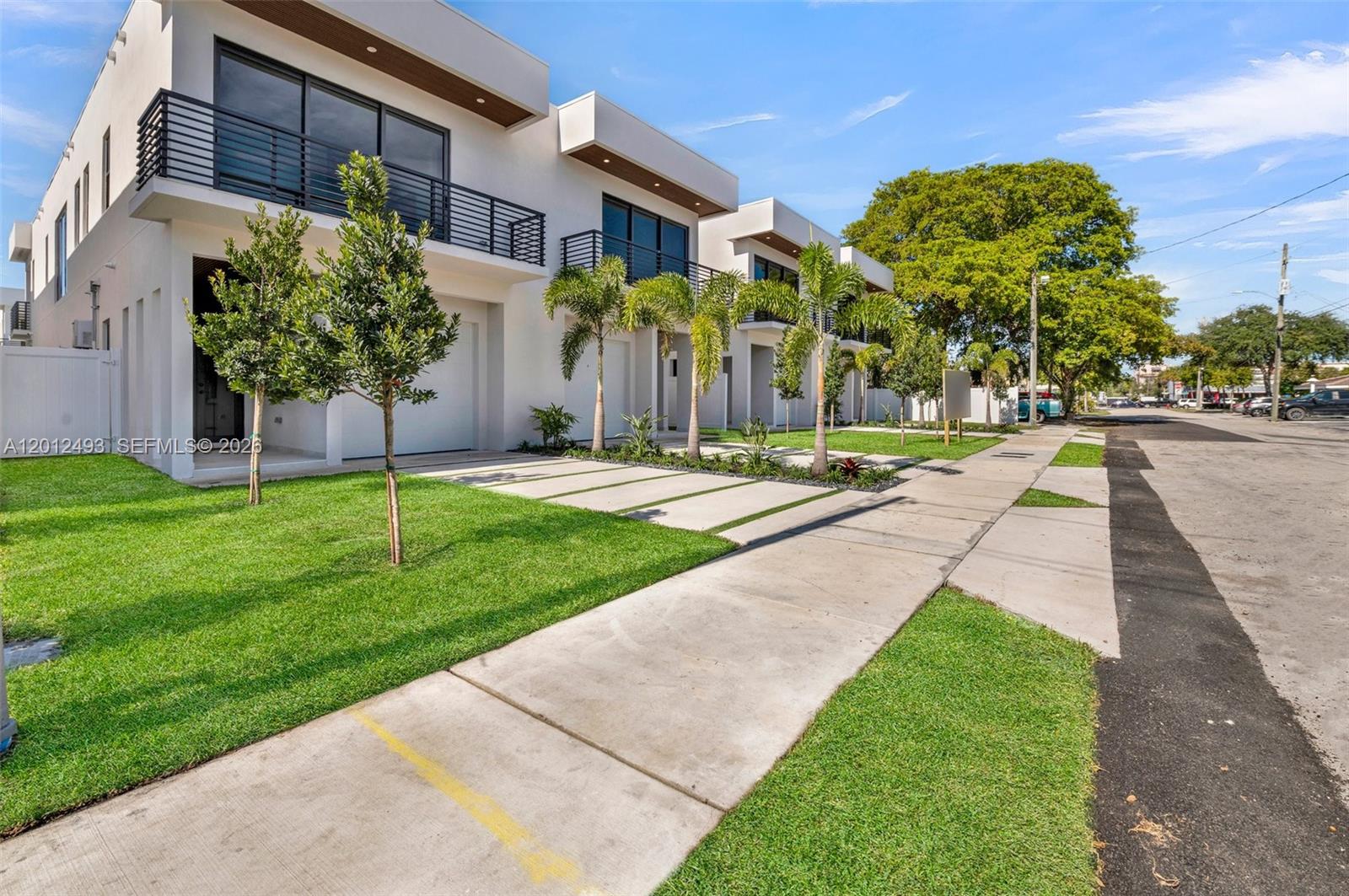 918 NE 17th Ave Fort Lauderdale, FL 33304