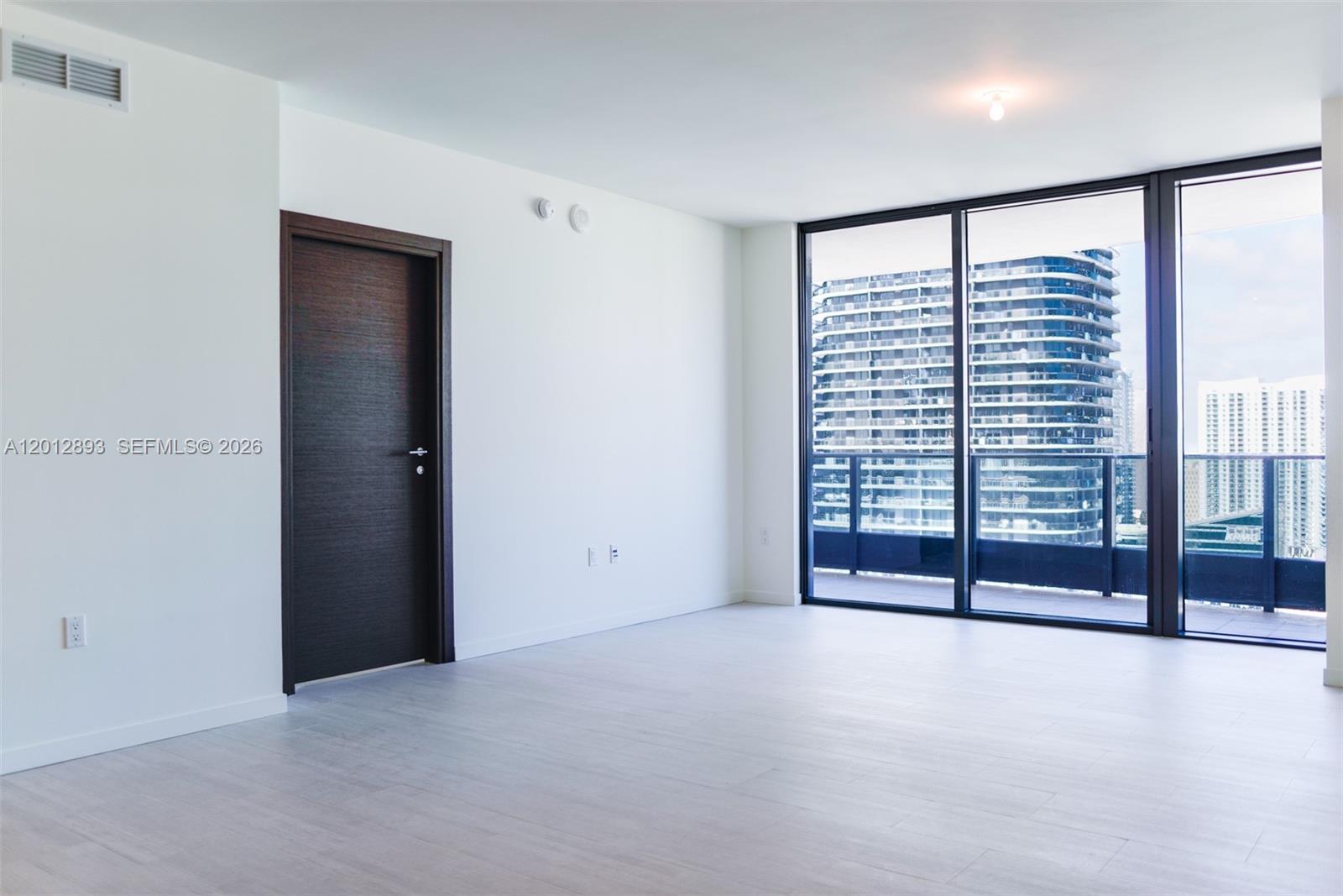 image Brickell Flatiron1