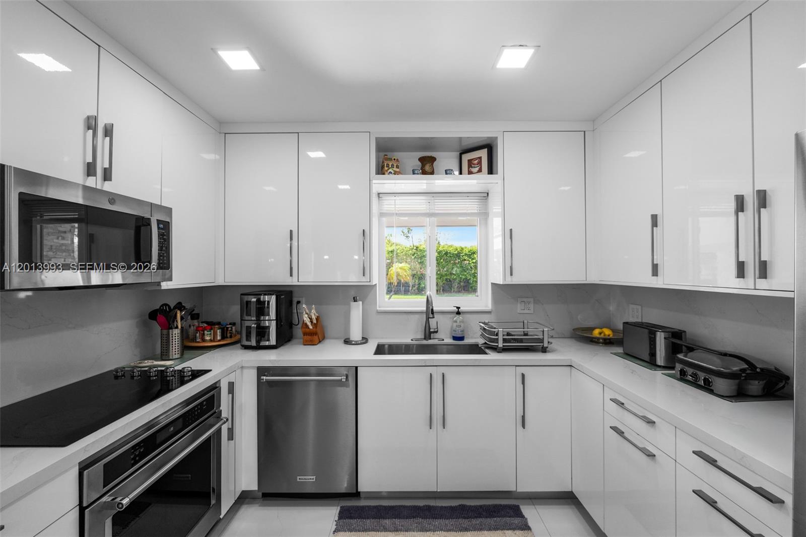 12425 SW 91st Ave Miami, FL 33176