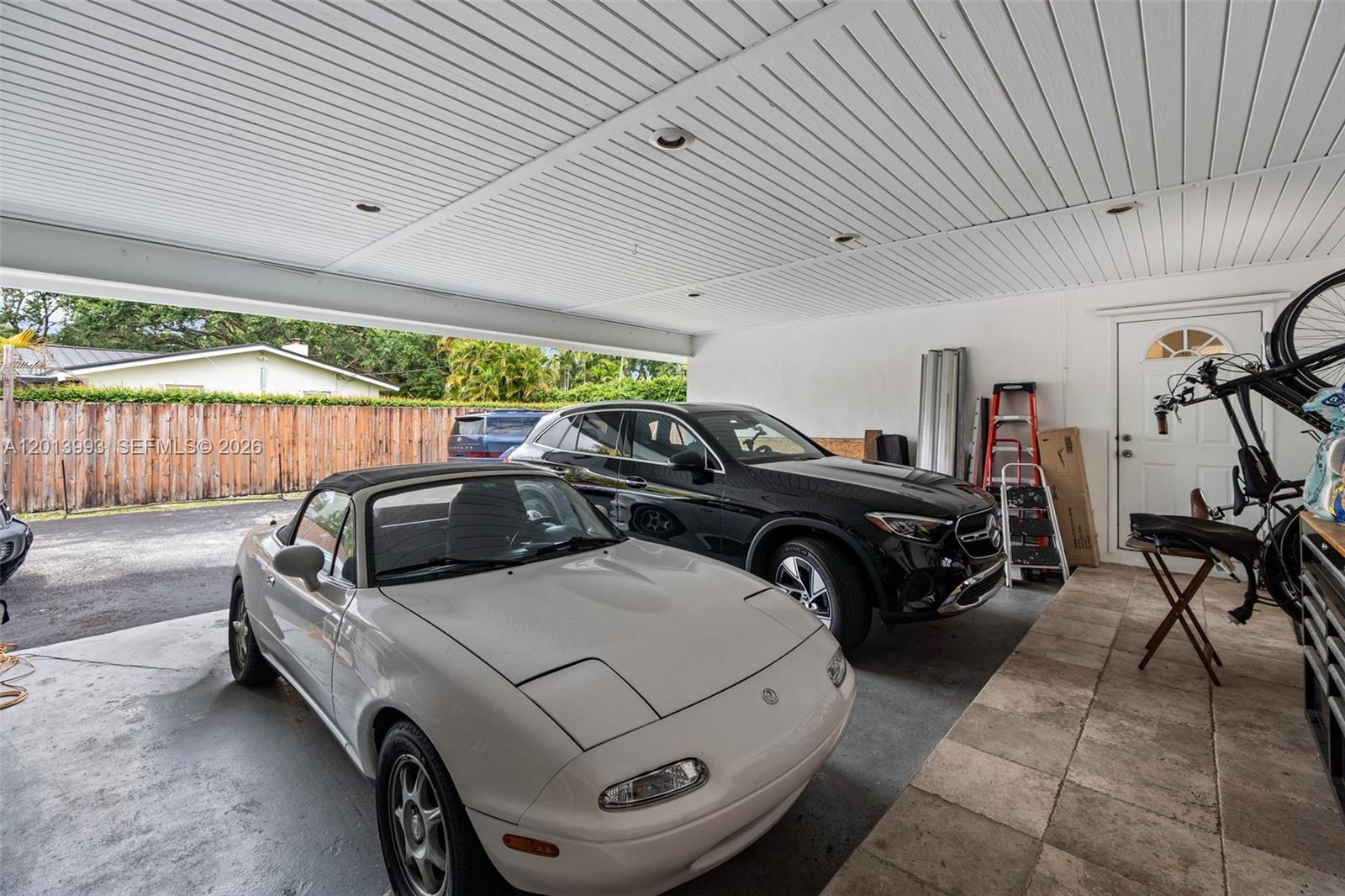 12425 SW 91st Ave Miami, FL 33176