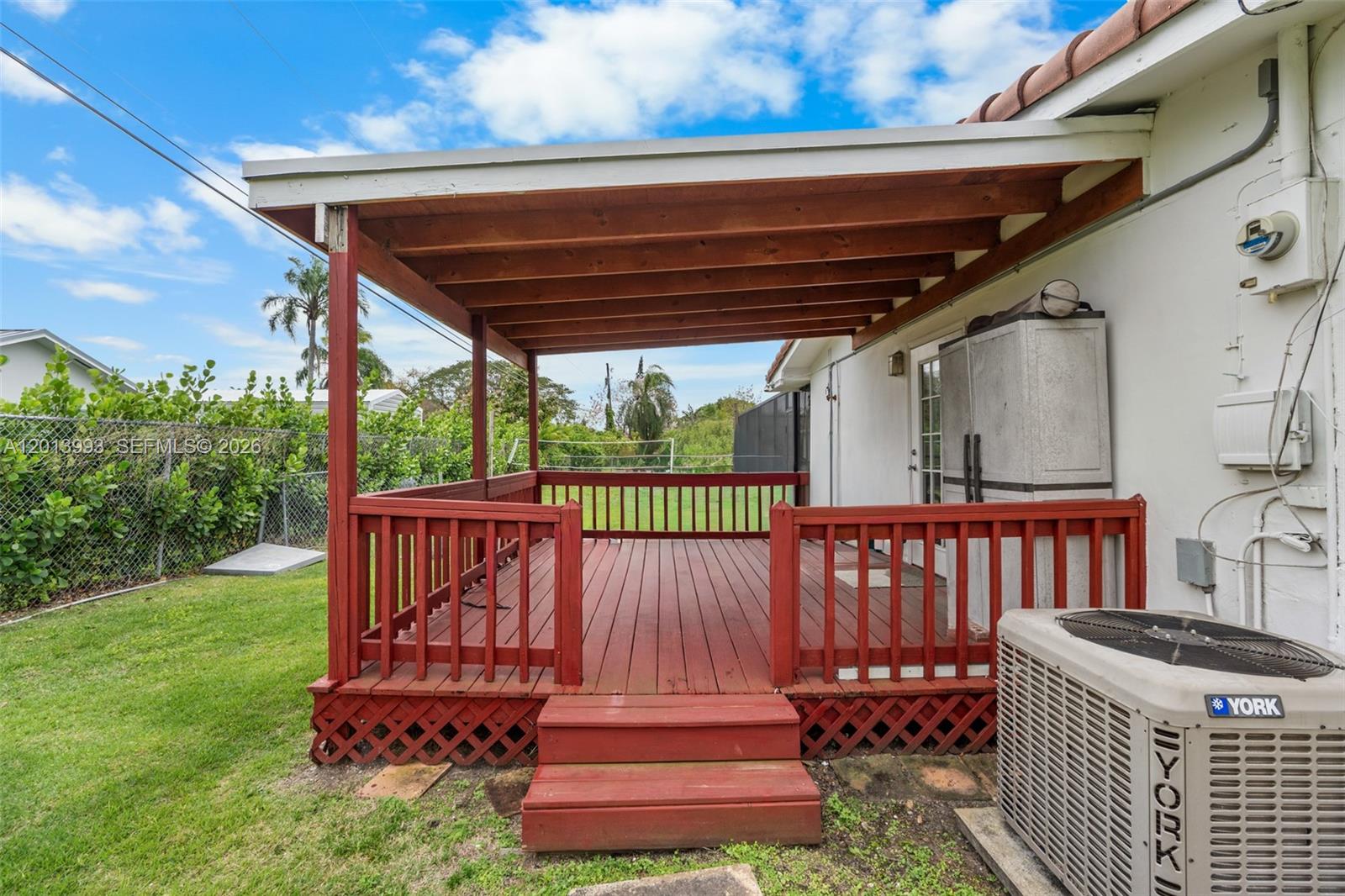 12425 SW 91st Ave Miami, FL 33176
