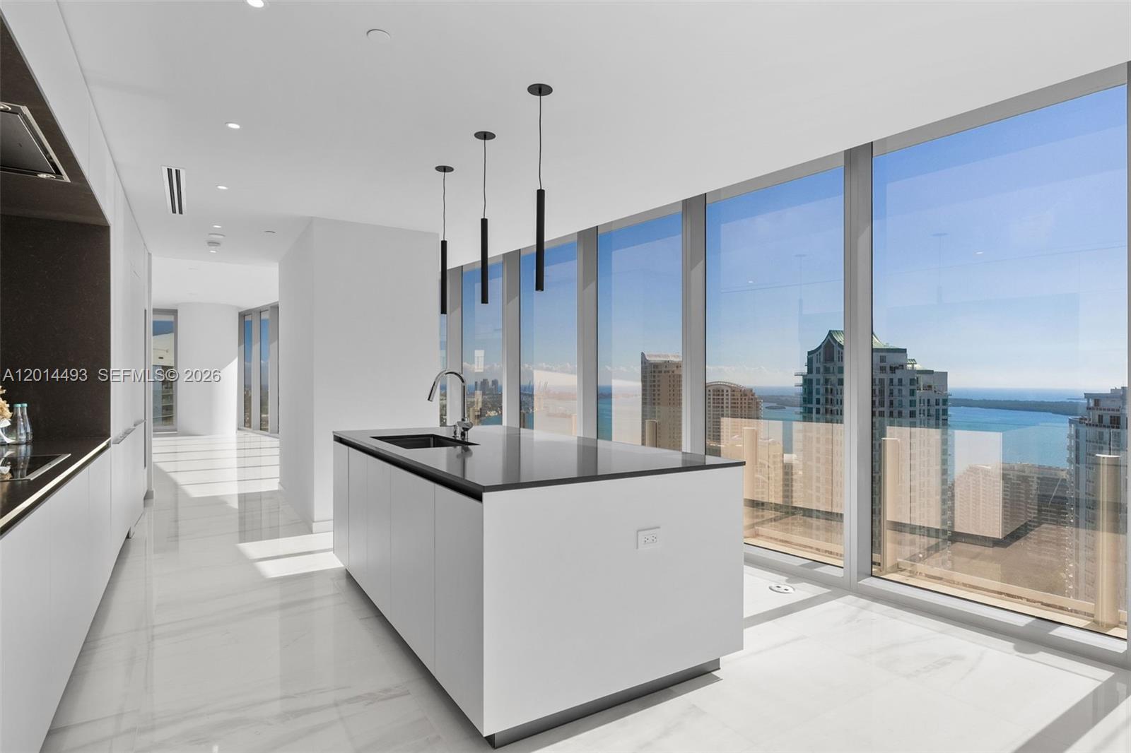 image Aston Martin Residences0