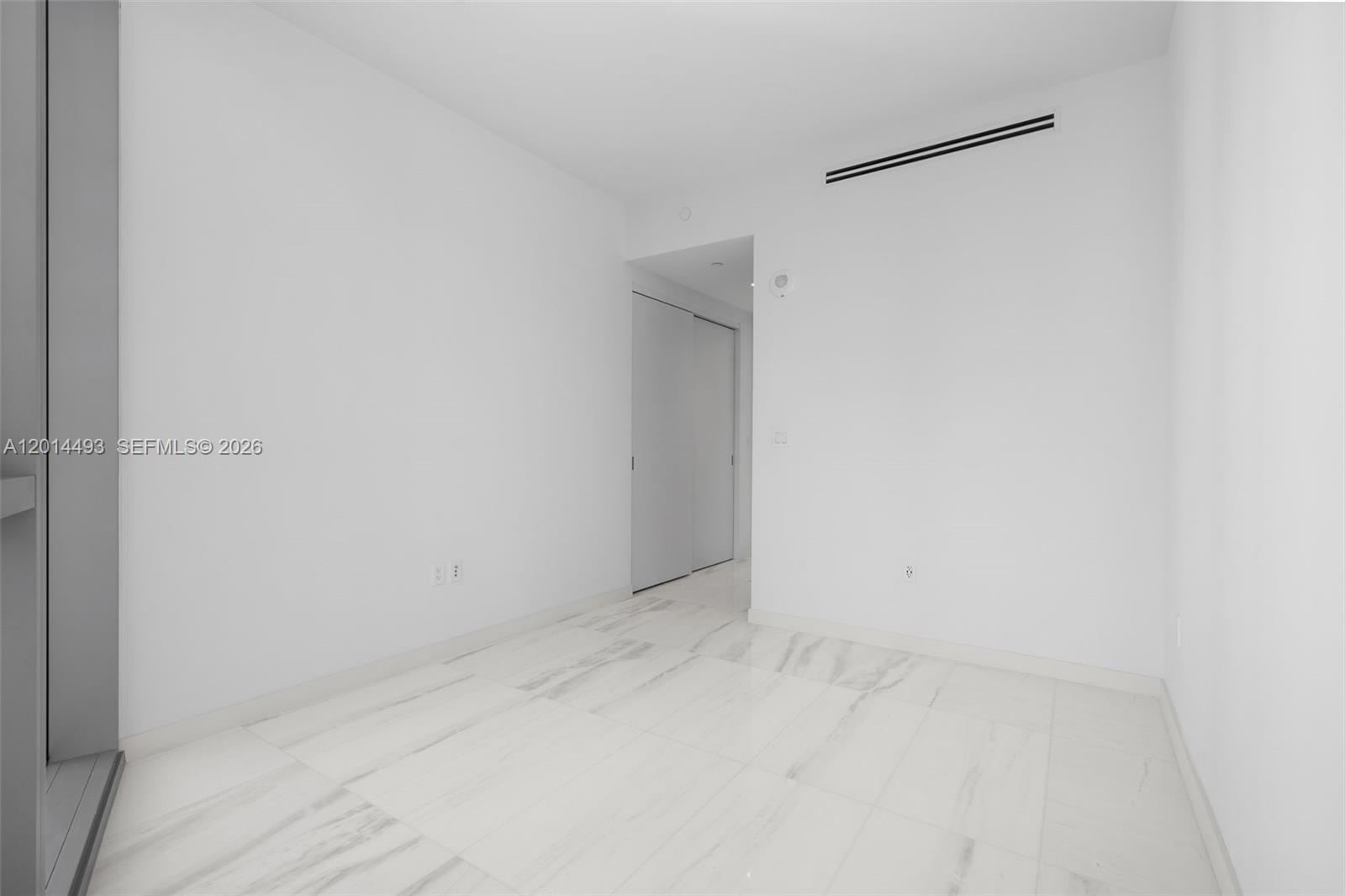 300 Biscayne Blvd Way #3801 Miami, FL 33131