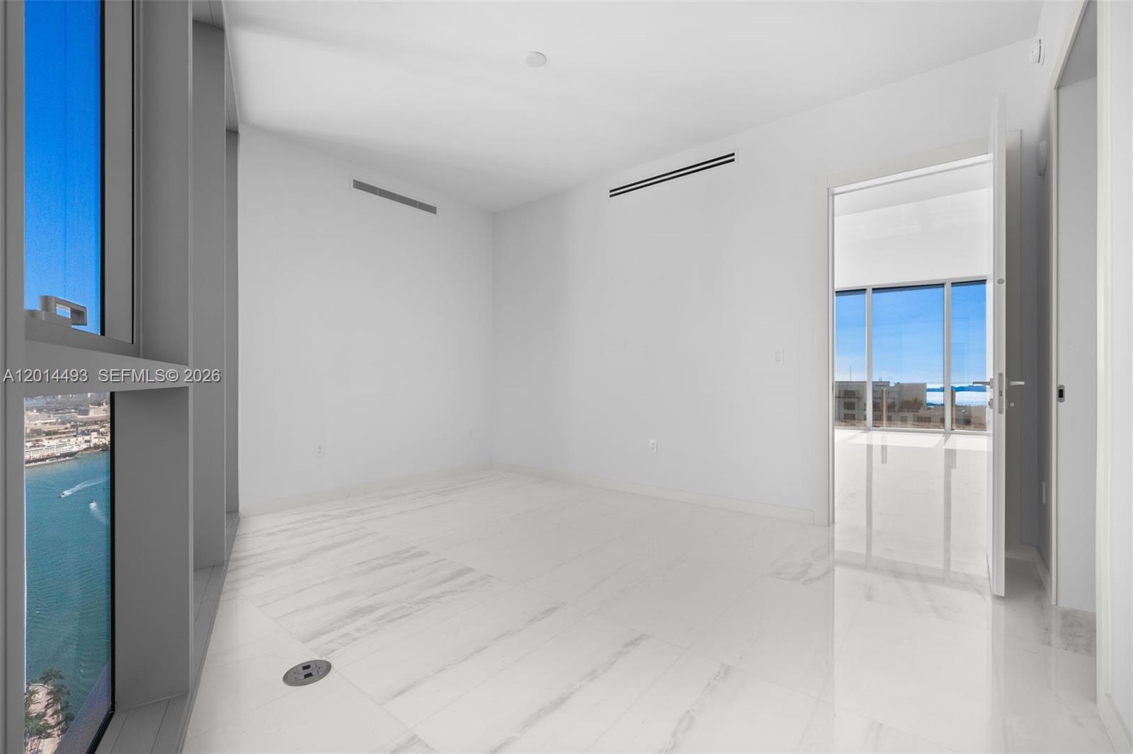 300 Biscayne Blvd Way #3801 Miami, FL 33131