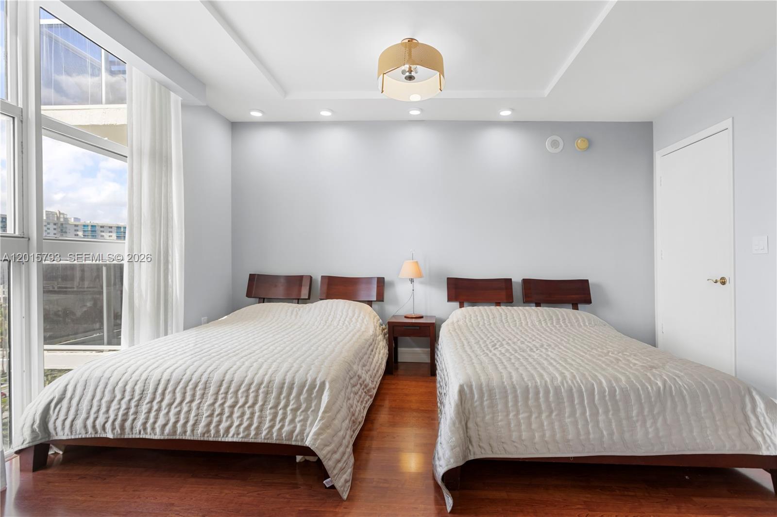 19111 Collins Ave #806 Sunny Isles Beach, FL 33160