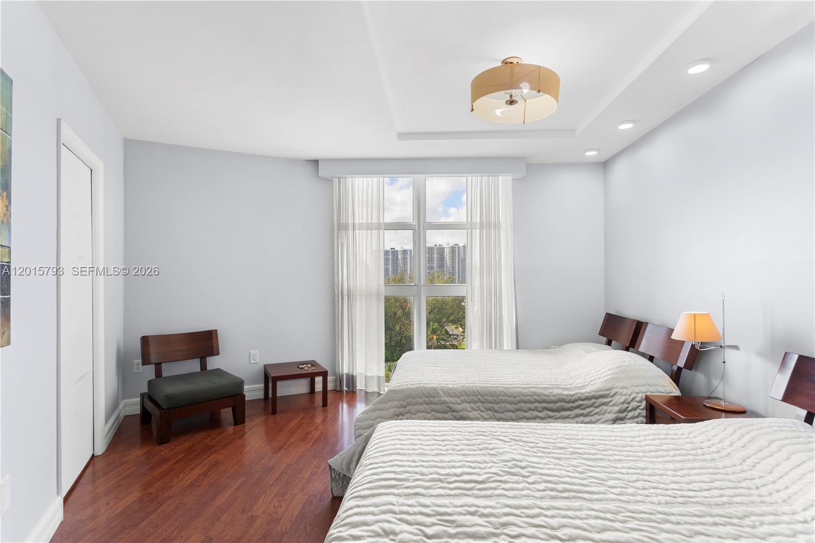 19111 Collins Ave #806 Sunny Isles Beach, FL 33160