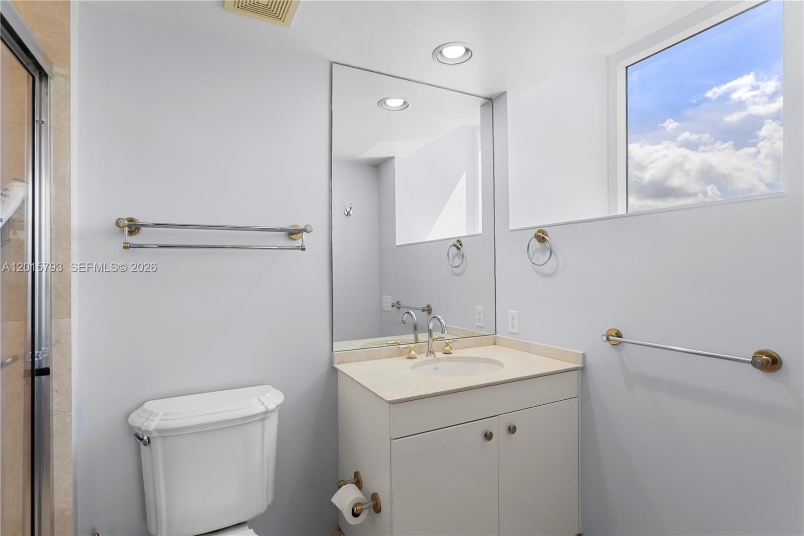 19111 Collins Ave #806 Sunny Isles Beach, FL 33160