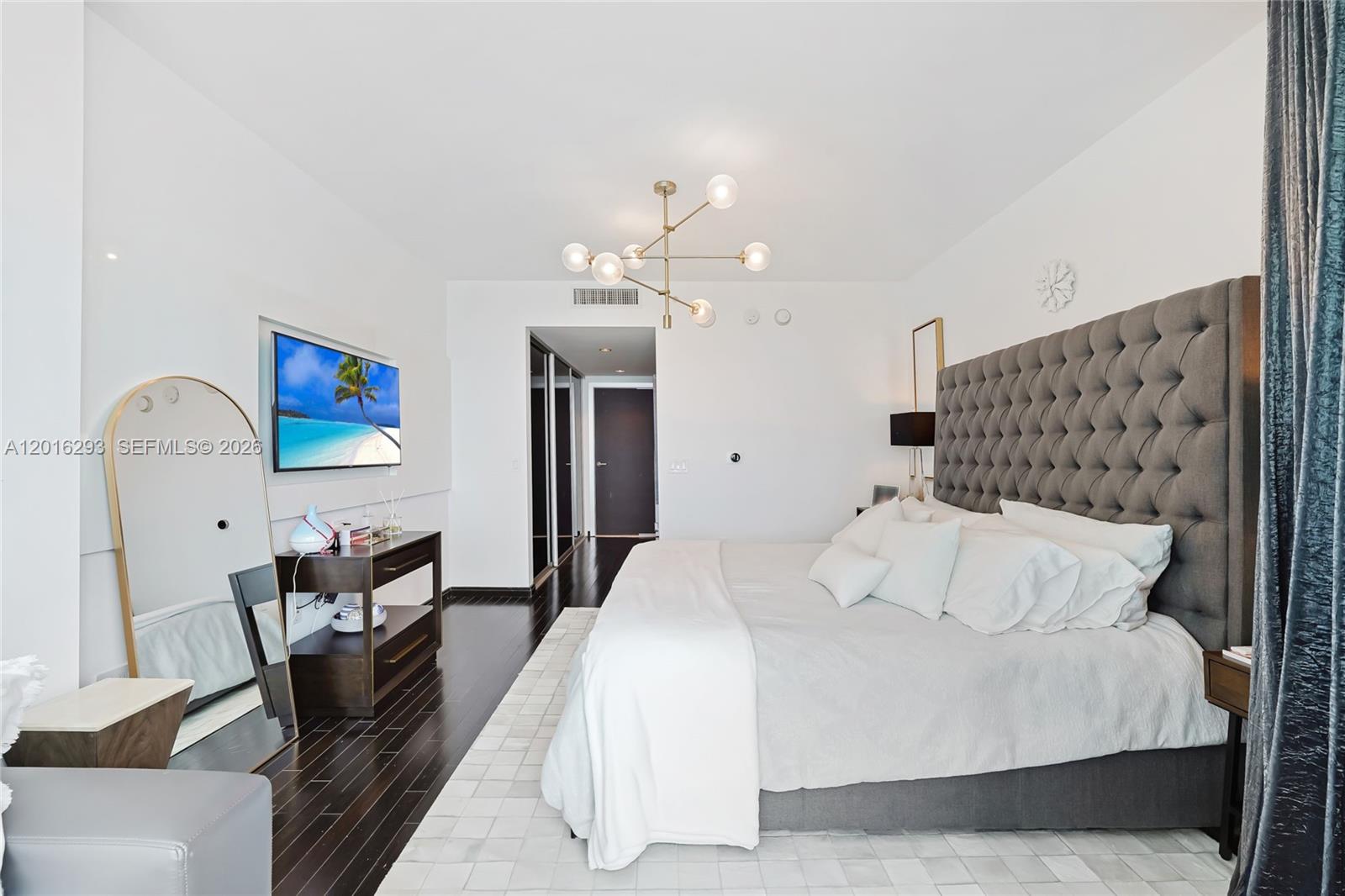 17001 Collins Ave #2805 Sunny Isles Beach, FL 33160