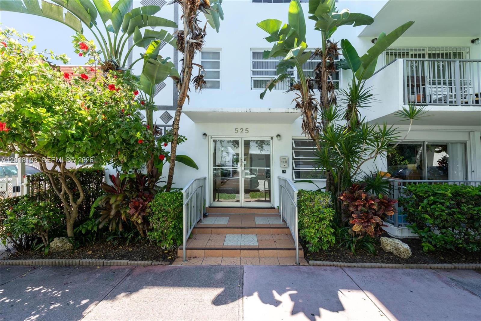 525 Meridian Ave #305