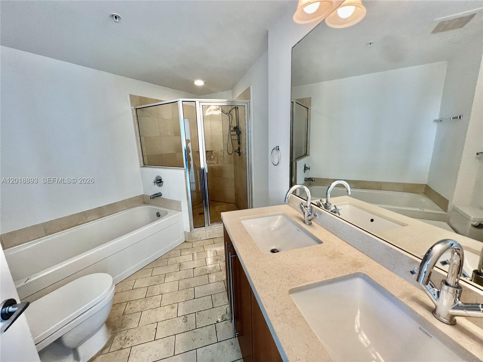 image Axis on Brickell South3