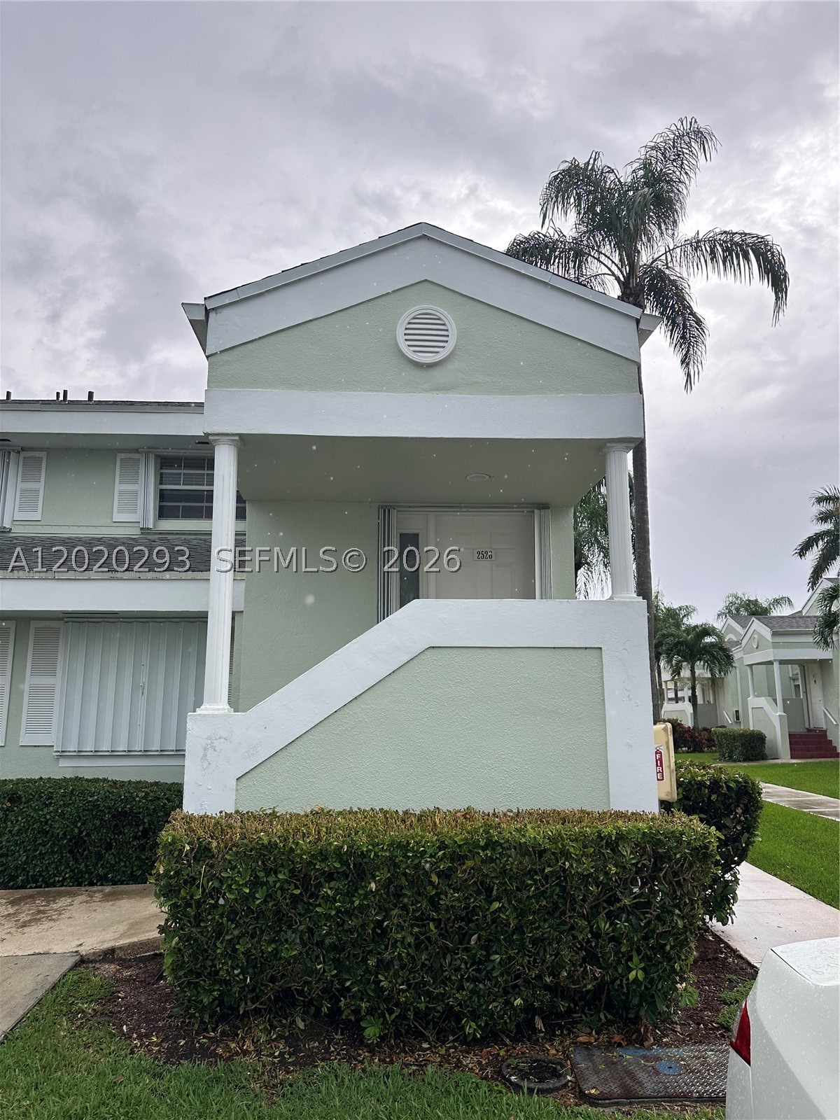 2526 SE 20th Pl #207-B