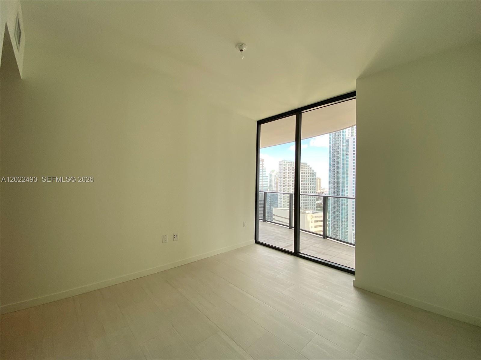 1000 Brickell Plz #2715 Miami, FL 33131