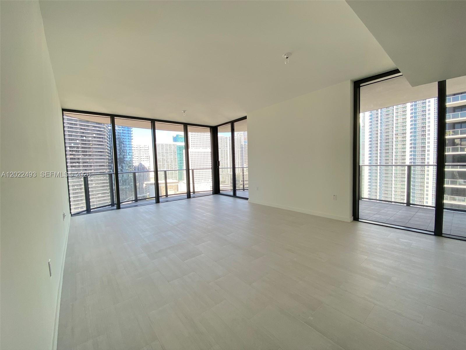 1000 Brickell Plz #2715 Miami, FL 33131