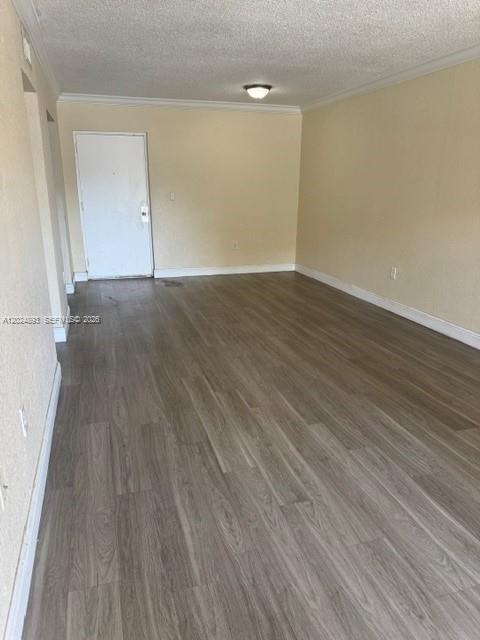 525 W 69th St #101 Hialeah, FL 33014