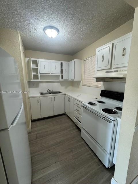 525 W 69th St #101 Hialeah, FL 33014