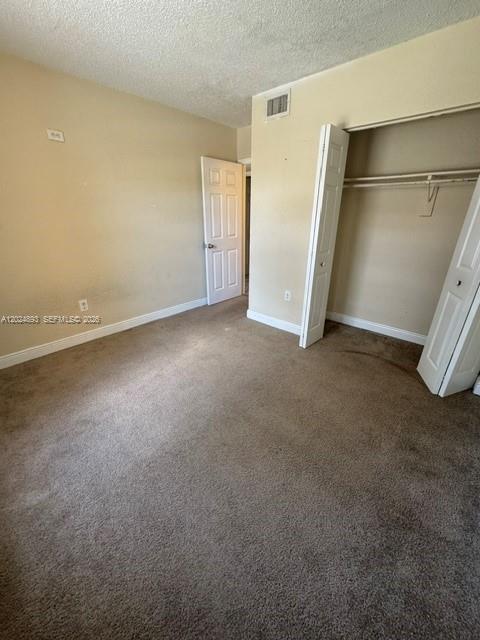 525 W 69th St #101 Hialeah, FL 33014