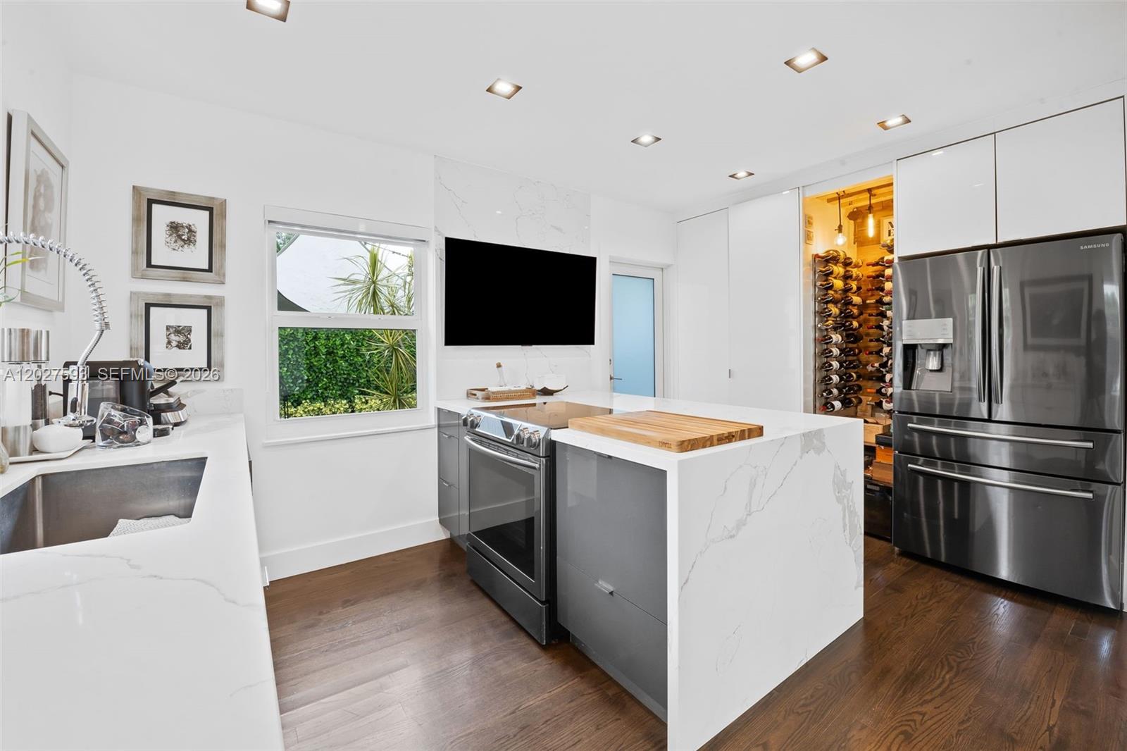 39 Montilla Ave Coral Gables, FL 33134
