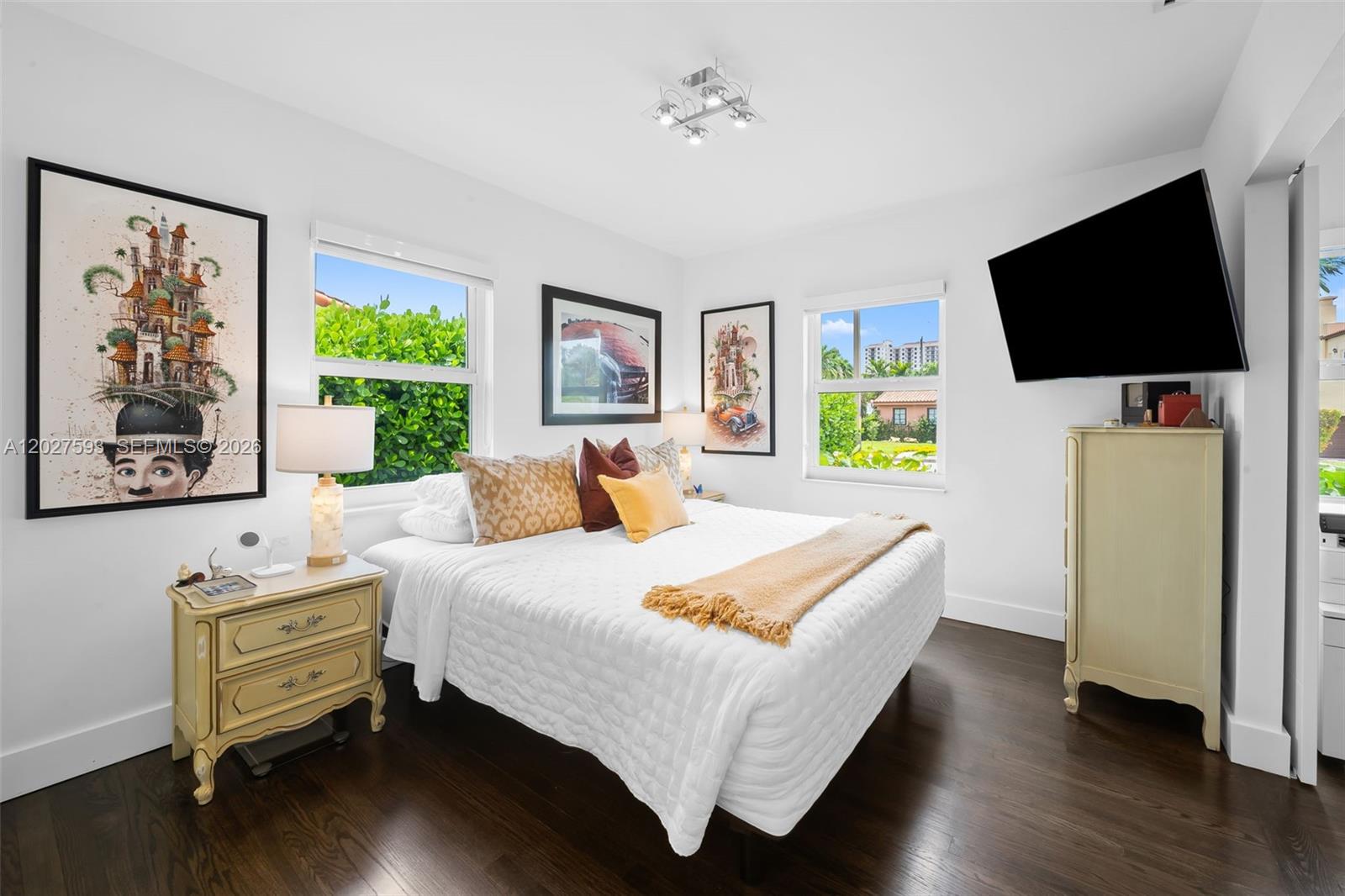 39 Montilla Ave Coral Gables, FL 33134