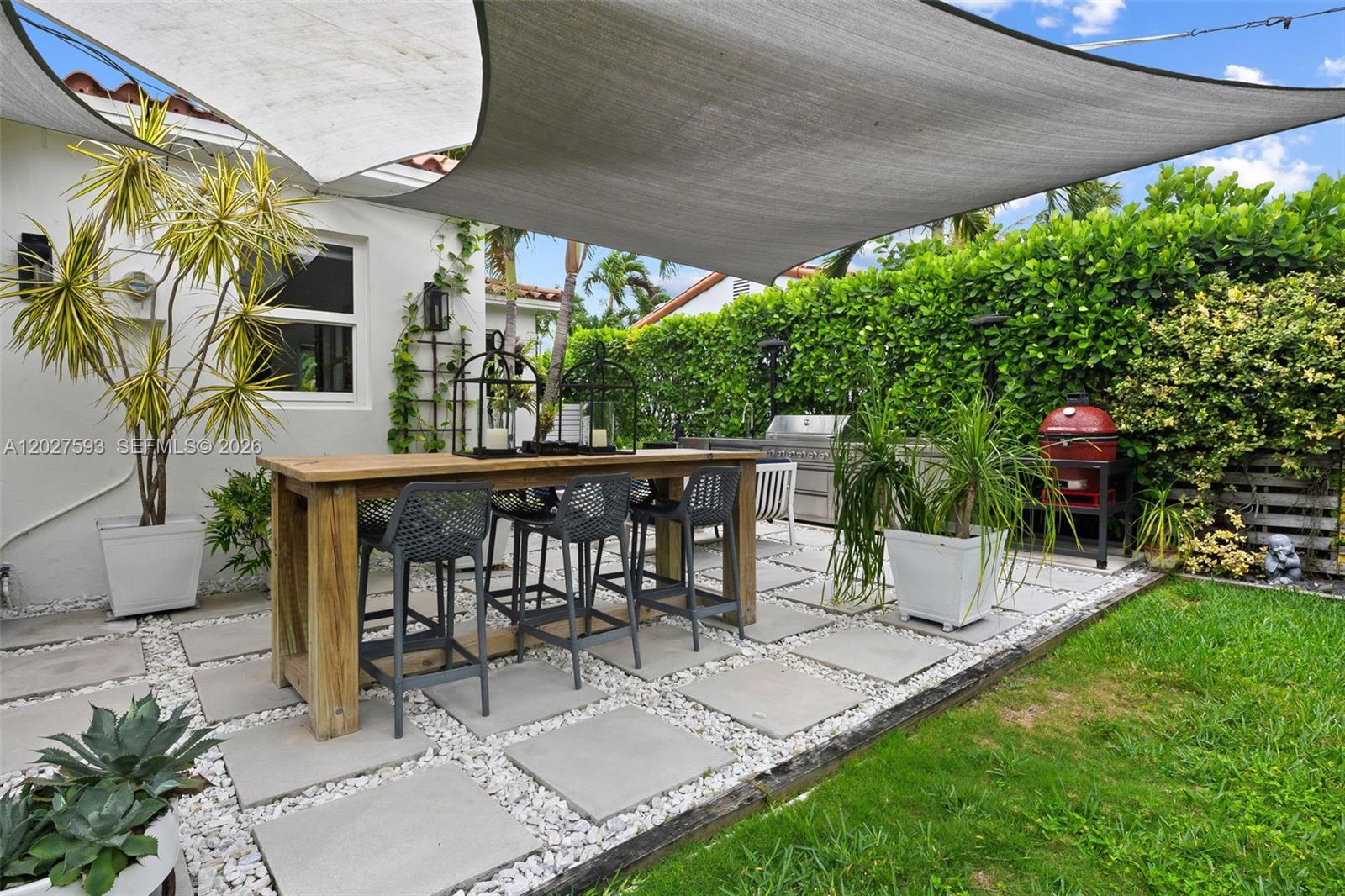 39 Montilla Ave Coral Gables, FL 33134