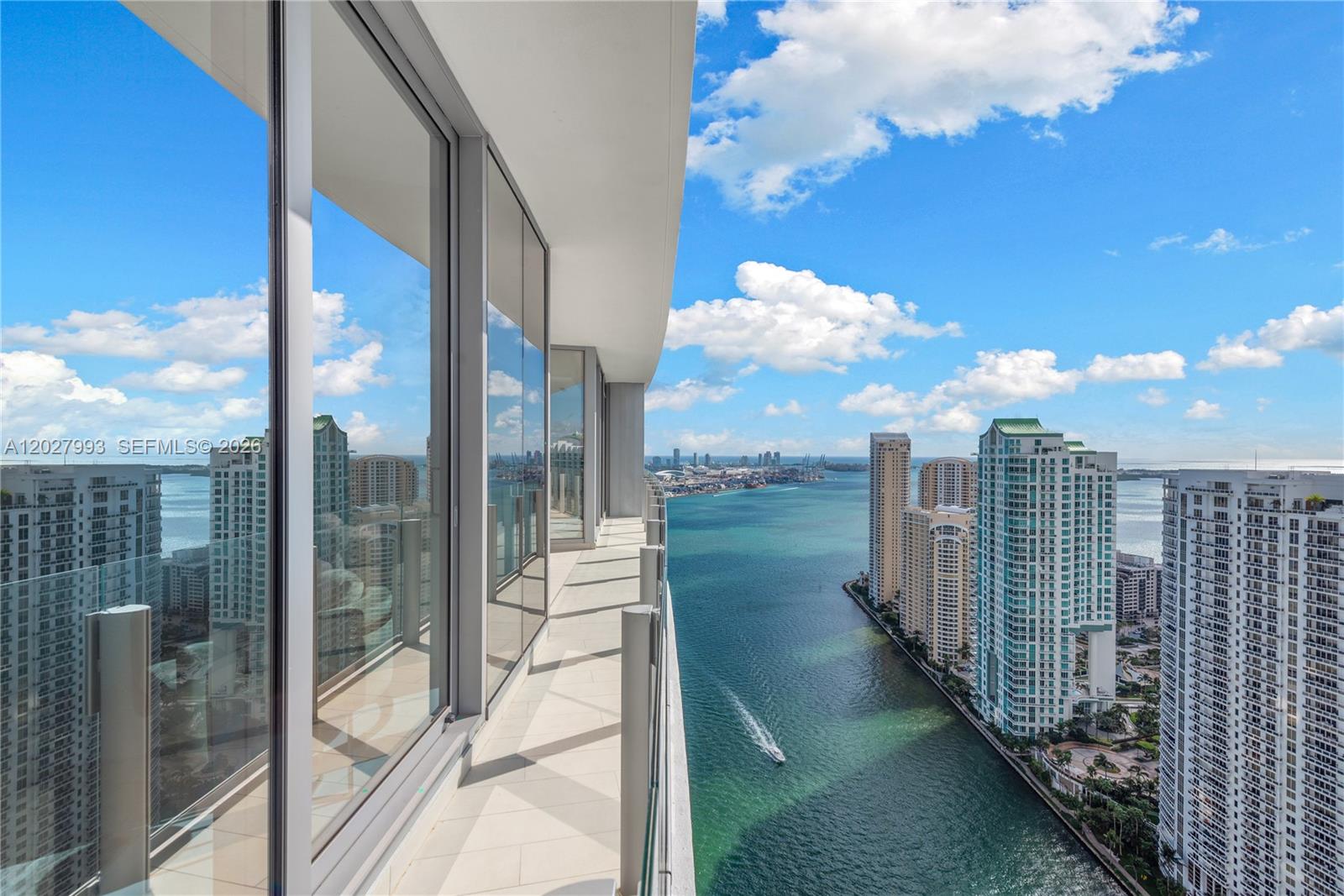 300 Biscayne Blvd Way #3905W Miami, FL 33131
