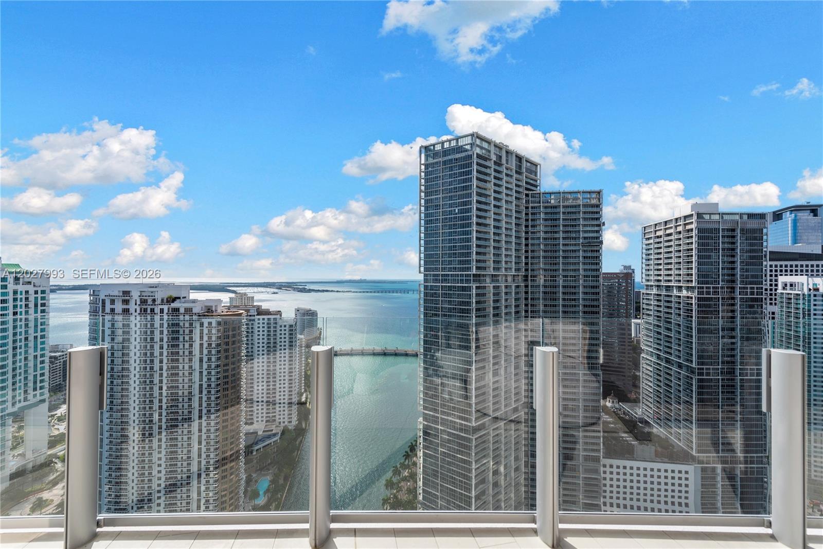 300 Biscayne Blvd Way #3905W Miami, FL 33131