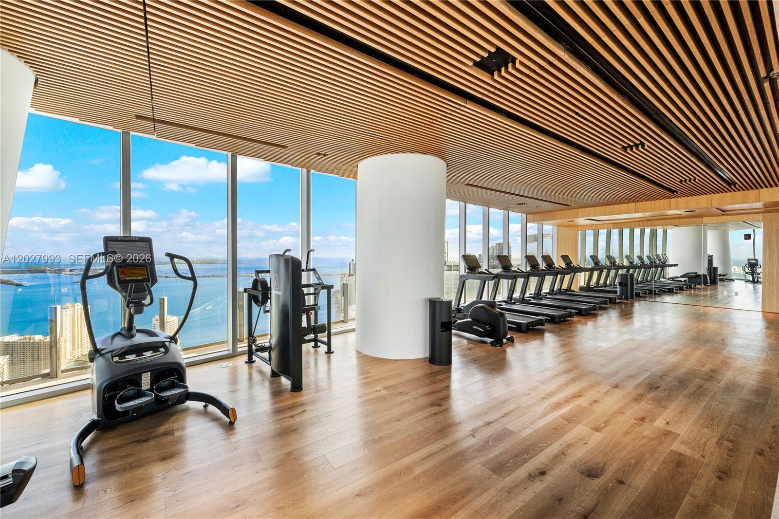 300 Biscayne Blvd Way #3905W Miami, FL 33131
