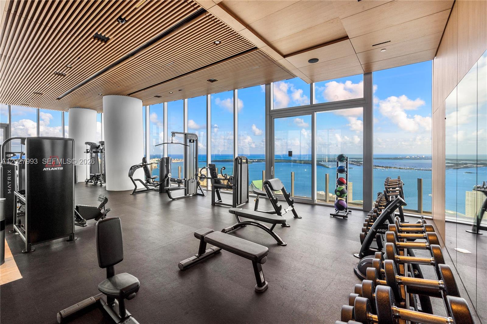 300 Biscayne Blvd Way #3905W Miami, FL 33131