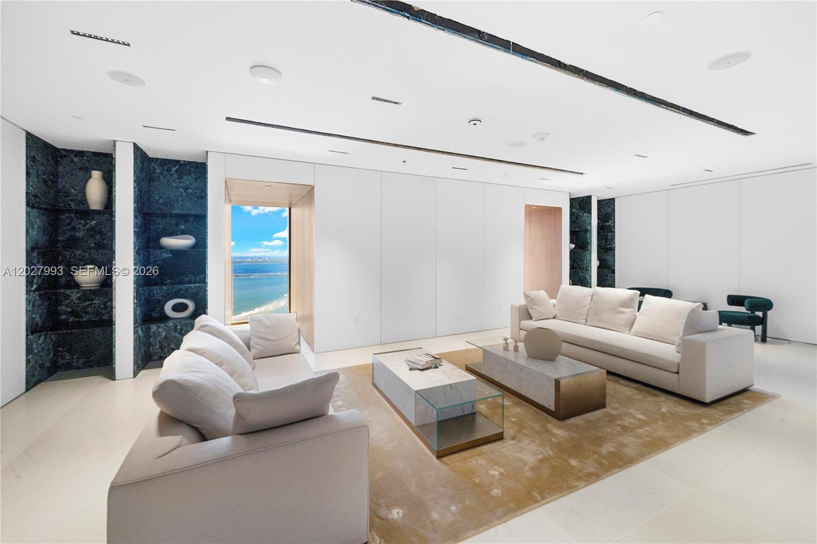 300 Biscayne Blvd Way #3905W Miami, FL 33131