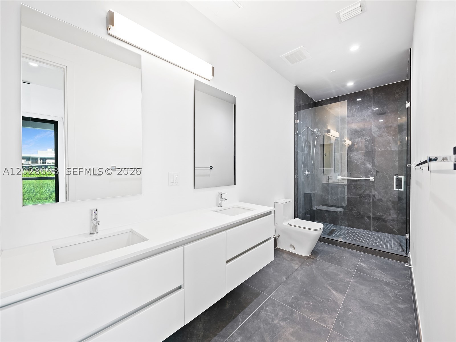 30 Isle Of Venice Dr #403 Fort Lauderdale, FL 33301