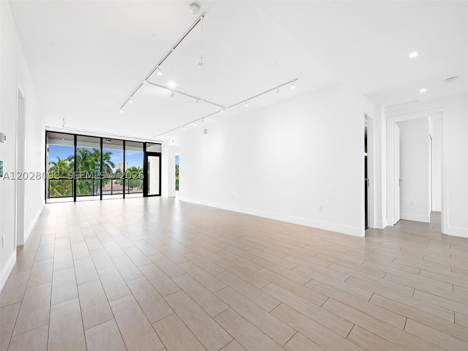 30 Isle Of Venice Dr #403 Fort Lauderdale, FL 33301