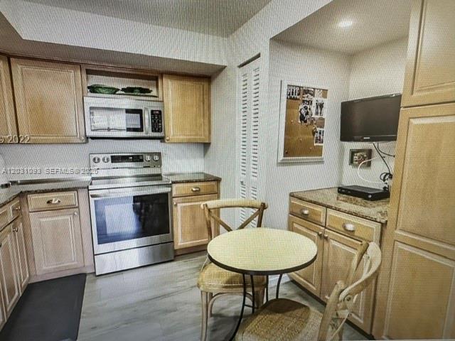 1420 Brickell Bay Dr #1107C Miami, FL 33131