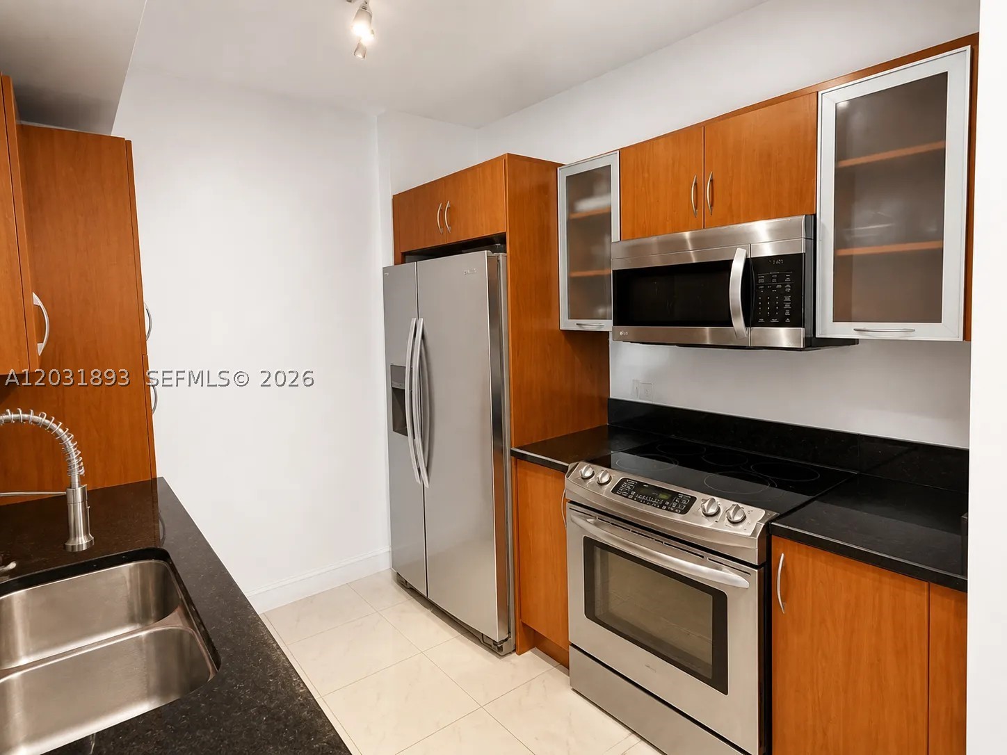 image The Venture at Aventura1