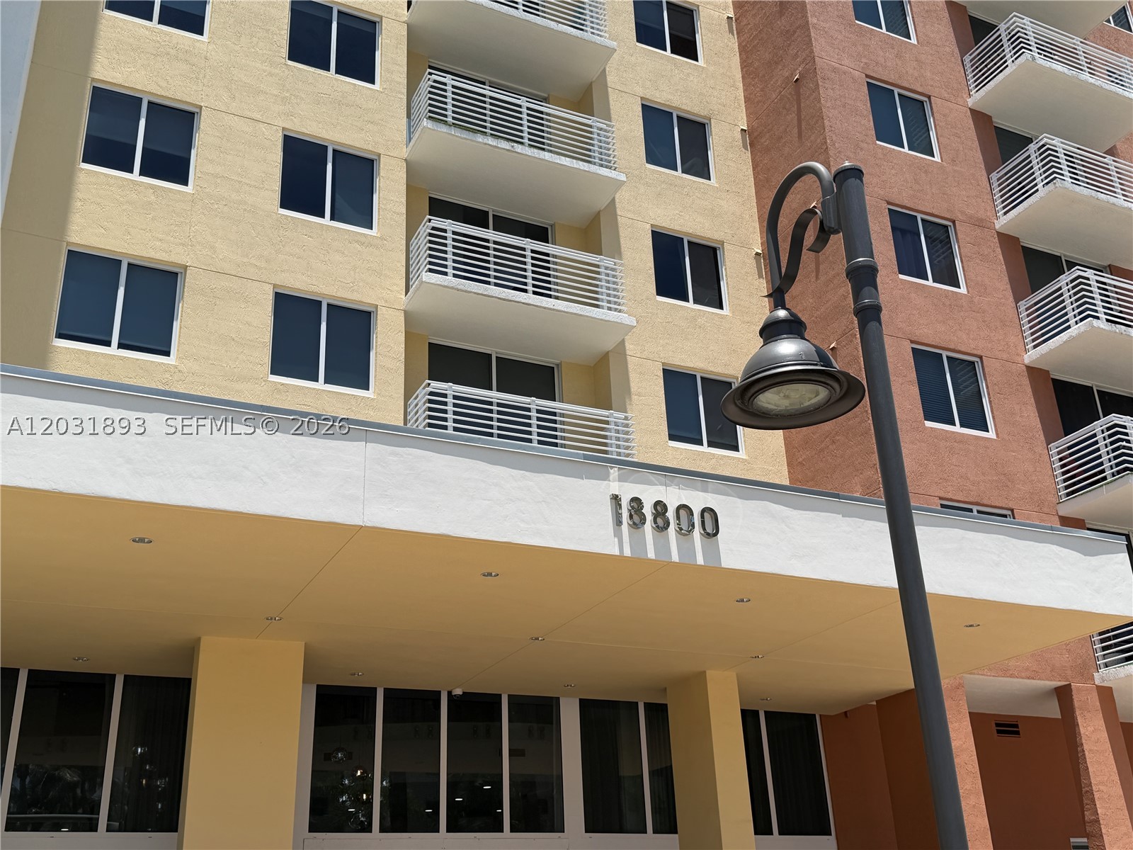 image The Venture at Aventura39