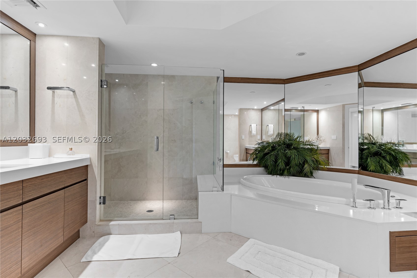 430 S Grand Bay #505 Key Biscayne, FL 33149