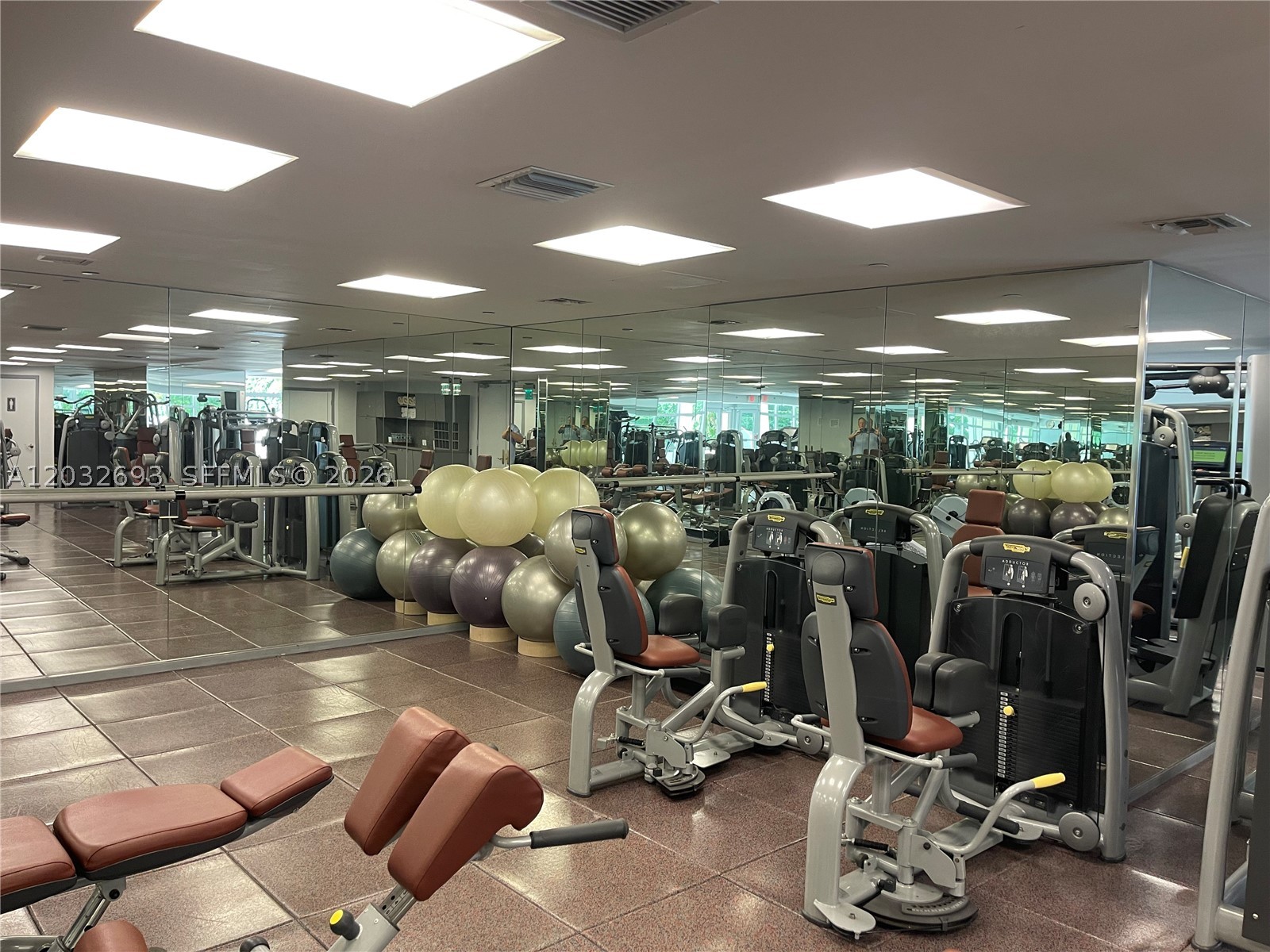 430 S Grand Bay #505 Key Biscayne, FL 33149