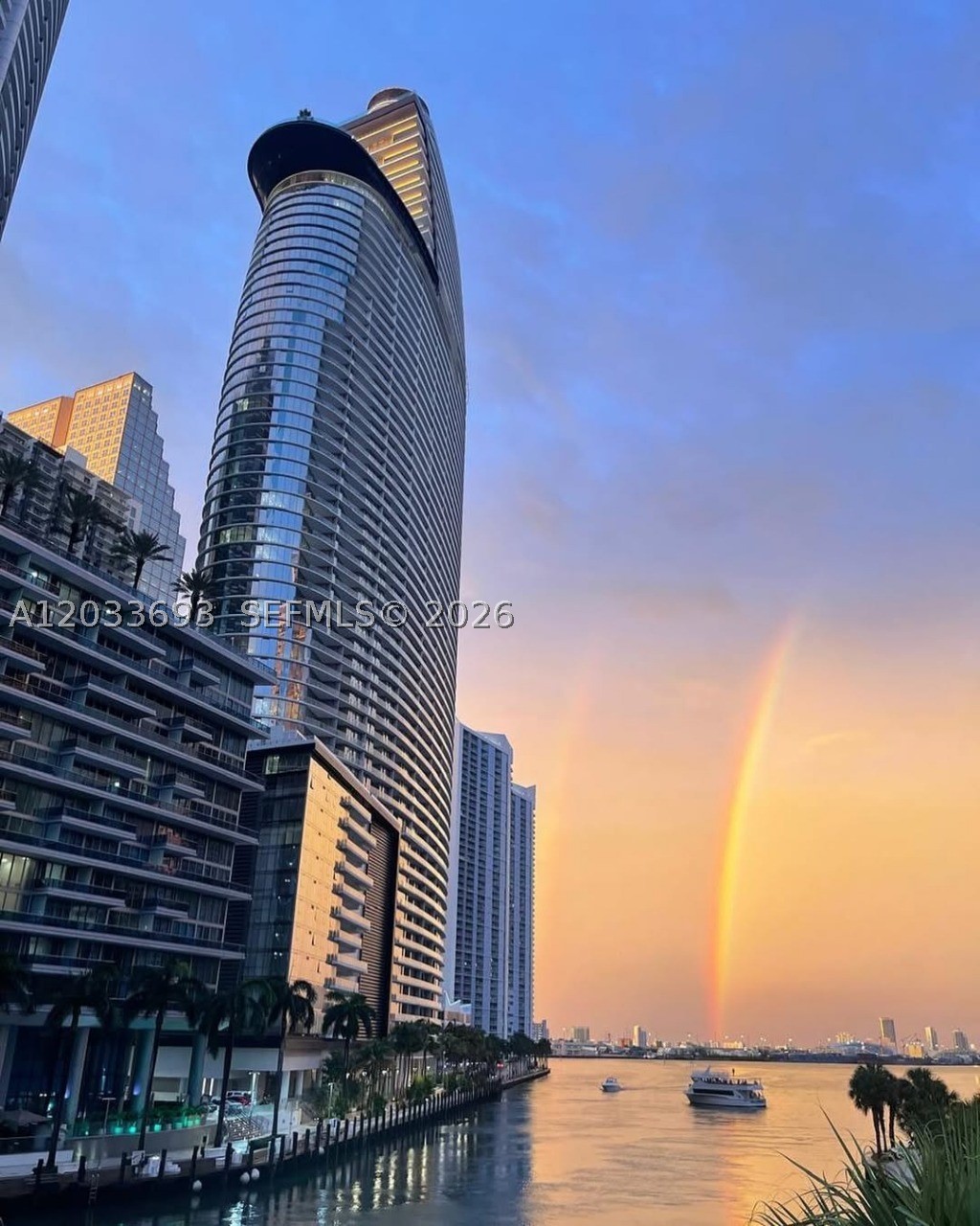 image Aston Martin Residences0