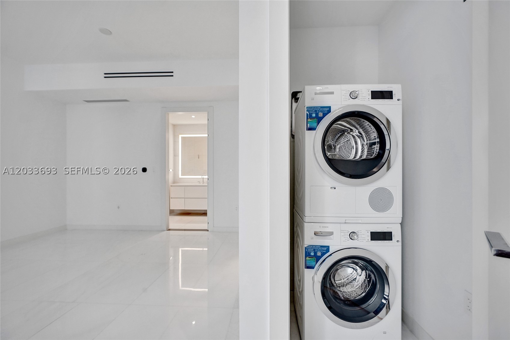 image Aston Martin Residences19