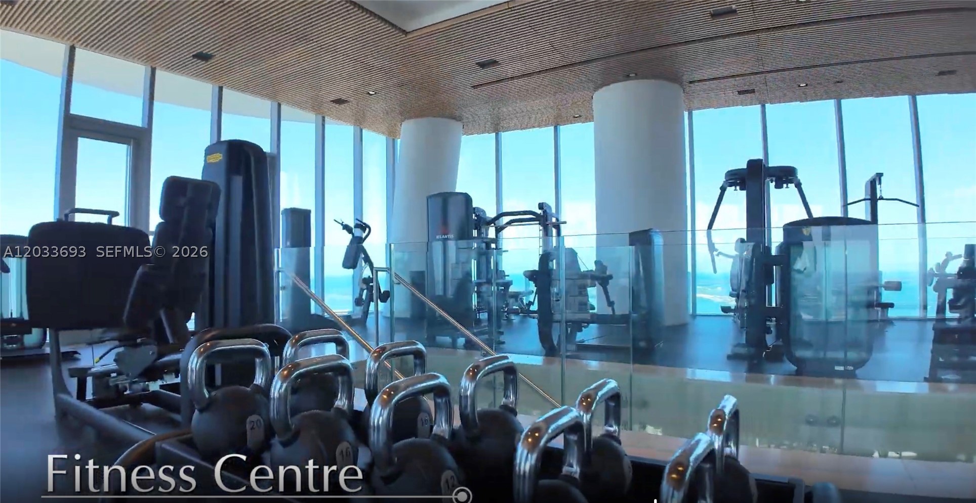 image Aston Martin Residences39