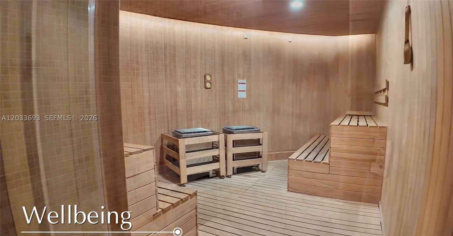 image Aston Martin Residences45