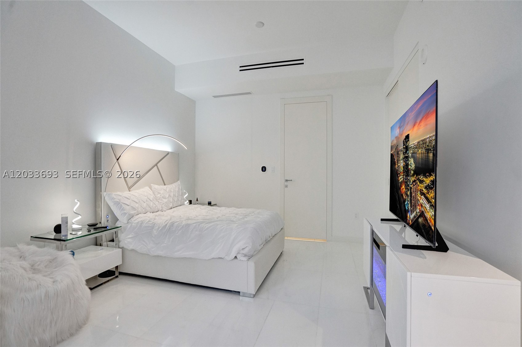 image Aston Martin Residences5