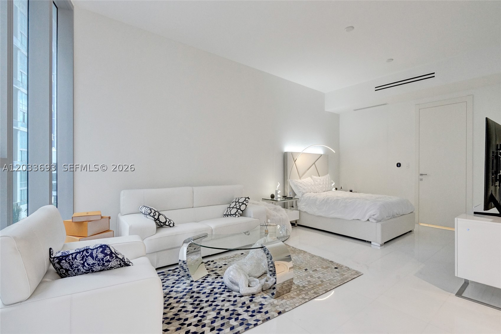 image Aston Martin Residences7